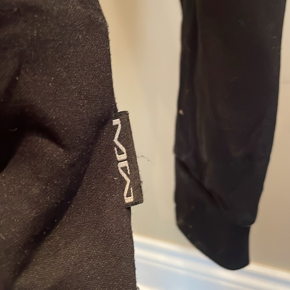 Mike Weir Black zippered collar shirt - Picture 4 of 7